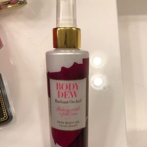 Pure Romance Other - Body spray Pure Romance Other - Body spray